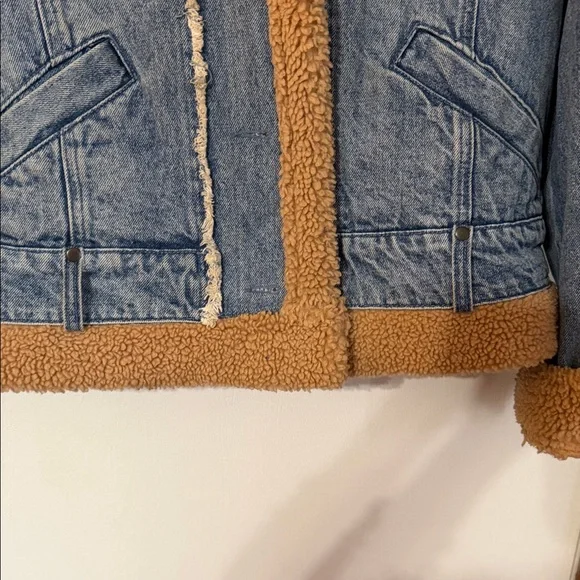We The Free Blue Denim Jacket with Tan Sherpa Trim - Picture 4 of 10